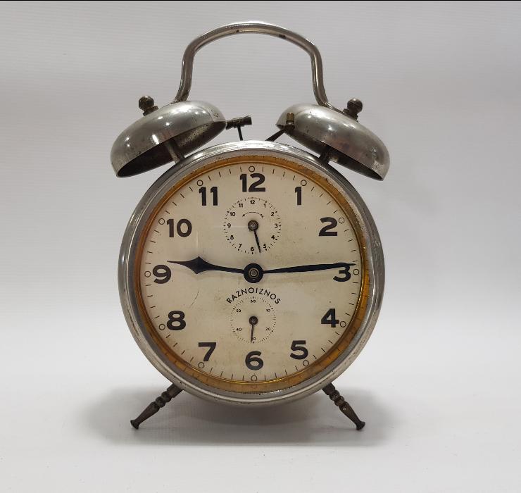 RAZNOISNOS MARKA ÇOK NADİR MASA SAATİ