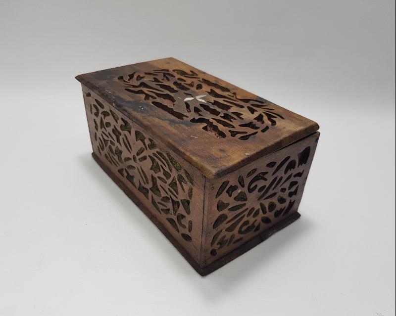 SİNOP CEZAEVİ İŞİ AHŞAP KAHVE KUTUSU 