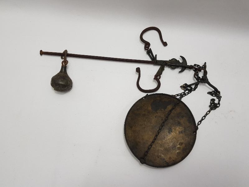 TEK KEFELİ OSMANLICA DAMGALI OMUZ TERAZİSİ