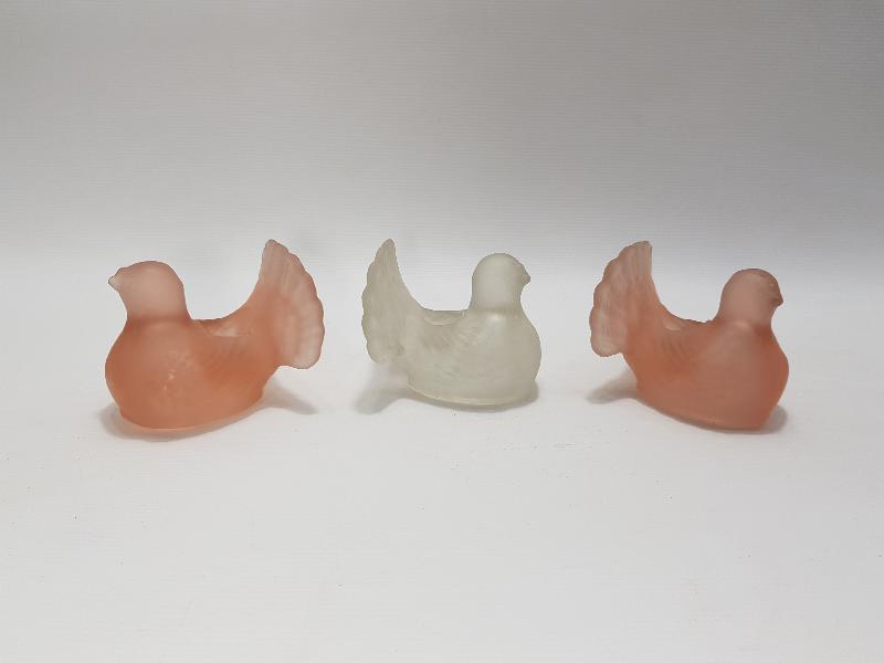 ÜÇ ADET LALİK CAM MUMLUK 