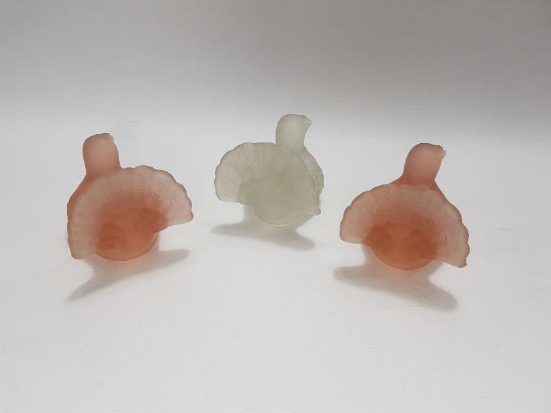 ÜÇ ADET LALİK CAM MUMLUK 