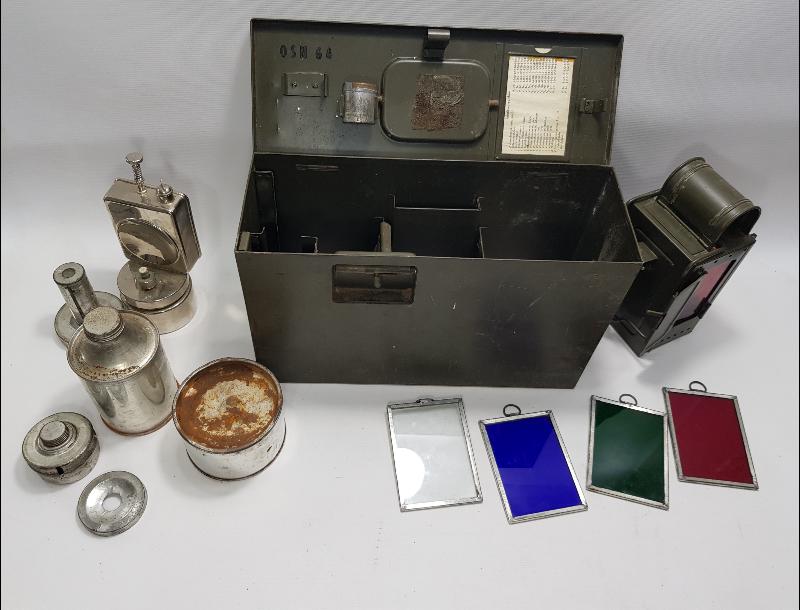 2. DÜNYA SAVAŞI DÖNEMİ ALMAN ASKERİ TEÇHİZAT ÇANTASI - LATERNE EINHEITS MIT. ZÜBEHOR