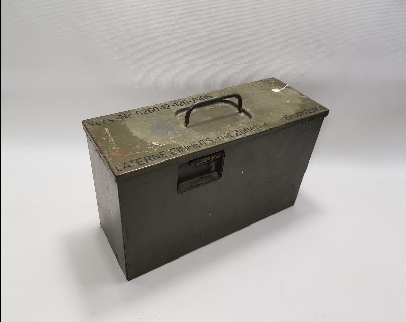 2. DÜNYA SAVAŞI DÖNEMİ ALMAN ASKERİ TEÇHİZAT ÇANTASI - LATERNE EINHEITS MIT. ZÜBEHOR