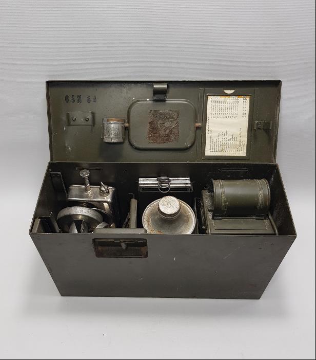 2. DÜNYA SAVAŞI DÖNEMİ ALMAN ASKERİ TEÇHİZAT ÇANTASI - LATERNE EINHEITS MIT. ZÜBEHOR