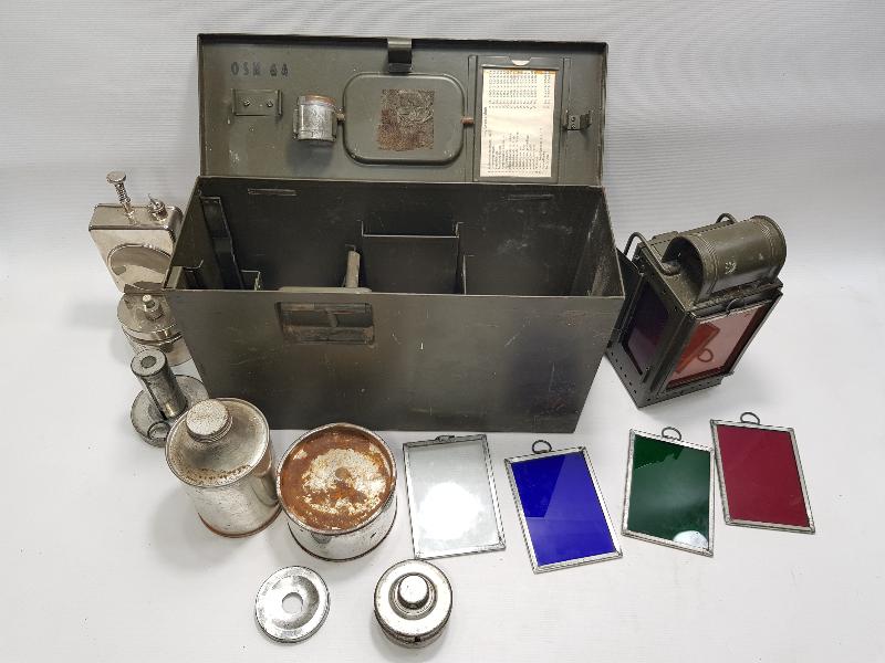 2. DÜNYA SAVAŞI DÖNEMİ ALMAN ASKERİ TEÇHİZAT ÇANTASI - LATERNE EINHEITS MIT. ZÜBEHOR