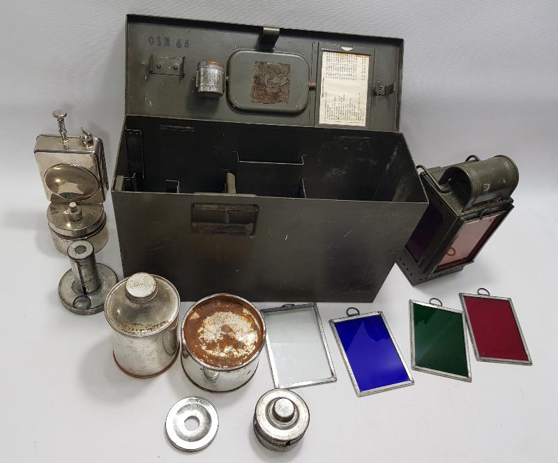 2. DÜNYA SAVAŞI DÖNEMİ ALMAN ASKERİ TEÇHİZAT ÇANTASI - LATERNE EINHEITS MIT. ZÜBEHOR