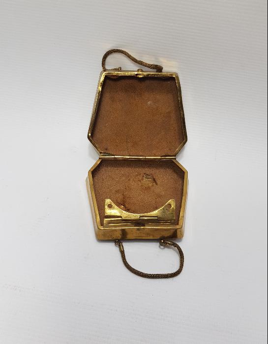 ART NOUVEAU GECE ÇANTASI FORMLU PUDRİYER