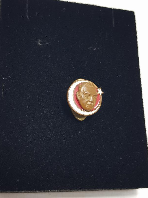 ÇOK NADİR MİNELİ ATATÜRK ROZET