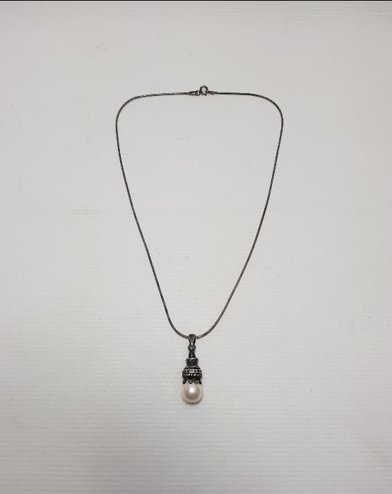 İNCİLİ GÜMÜŞ KOLYE 