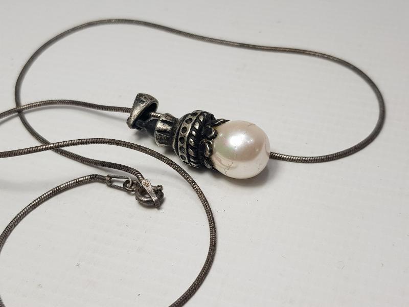 İNCİLİ GÜMÜŞ KOLYE 