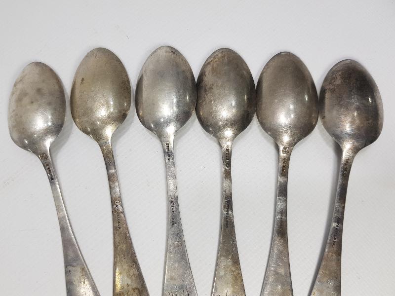 MASAL KARAKTERLERİYLE SÜSLÜ GÜMÜŞ TATLI KAŞIĞI SETİ 