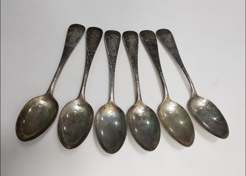 MASAL KARAKTERLERİYLE SÜSLÜ GÜMÜŞ TATLI KAŞIĞI SETİ 