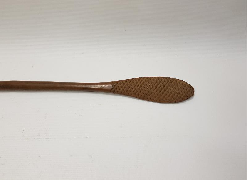 OSMANLI DÖNEMİ AFYON İŞİ AHŞAP SIRT KAŞIMA ÇUBUĞU