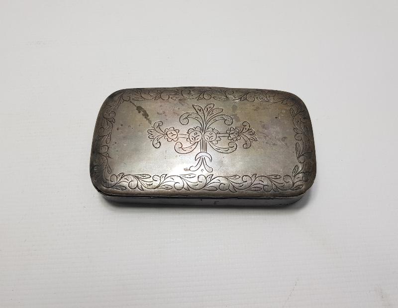 OSMANLI DÖNEMİ KALEM İŞİ GÜMÜŞ TÜTÜN TABAKASI 