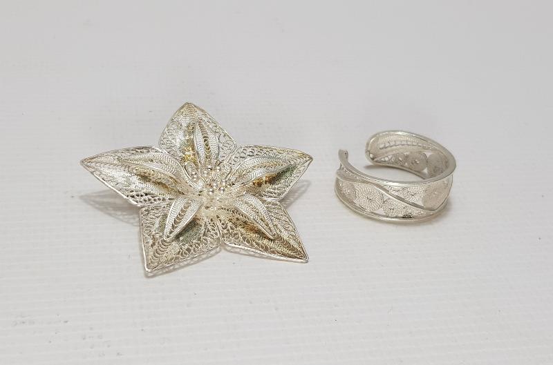 TELKARİ GÜMÜŞ BROŞ VE YÜZÜK 