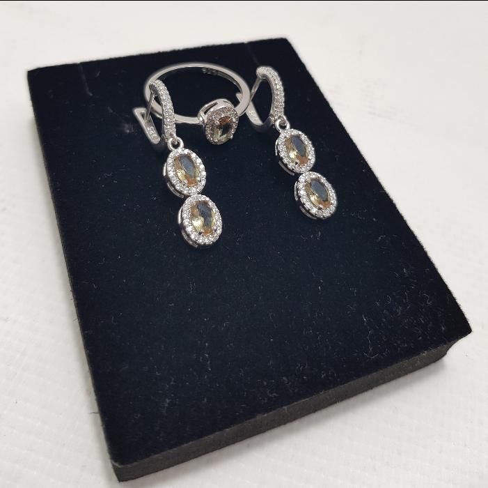 ZULTANİT TAŞLI GÜMÜŞ TAKI SETİ 