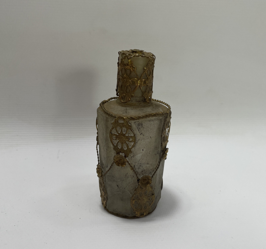 1900 BAŞLARI ANTİKA KOKU ŞİŞESİ - PARFÜM ŞİŞESİ