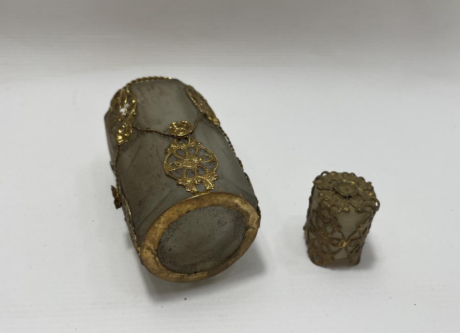 1900 BAŞLARI ANTİKA KOKU ŞİŞESİ - PARFÜM ŞİŞESİ