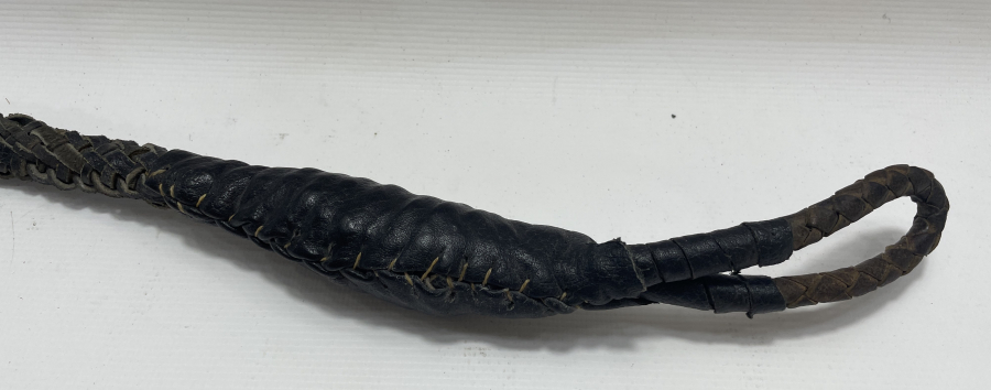 DERİDEN MAMUL ANTİKA AT KAMÇISI