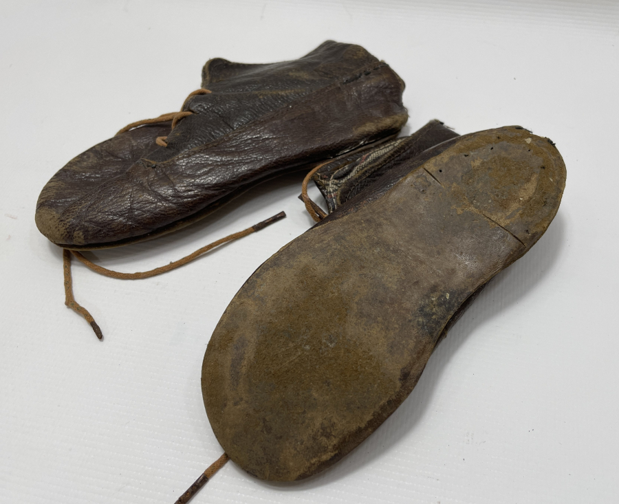 OSMANLI DÖNEMİ DERİDEN MAMUL ÇOCUK AYAKKABISI