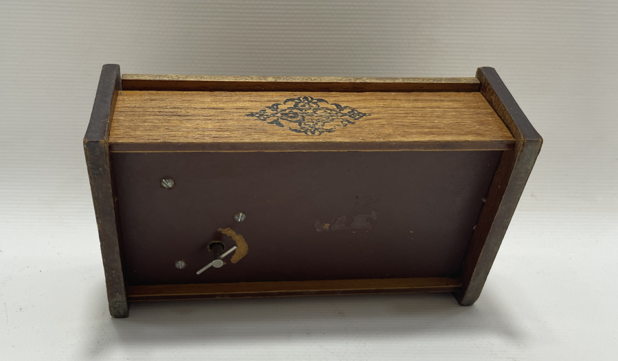 OSMANLI DÖNEMİ NADİR LATERNALI LOKUM KUTUSU