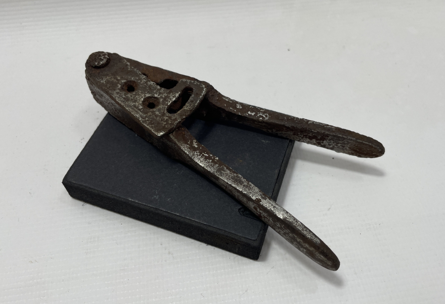 OSMANLI DÖNEMİ TABANCA İÇİN KURŞUN KALIBI