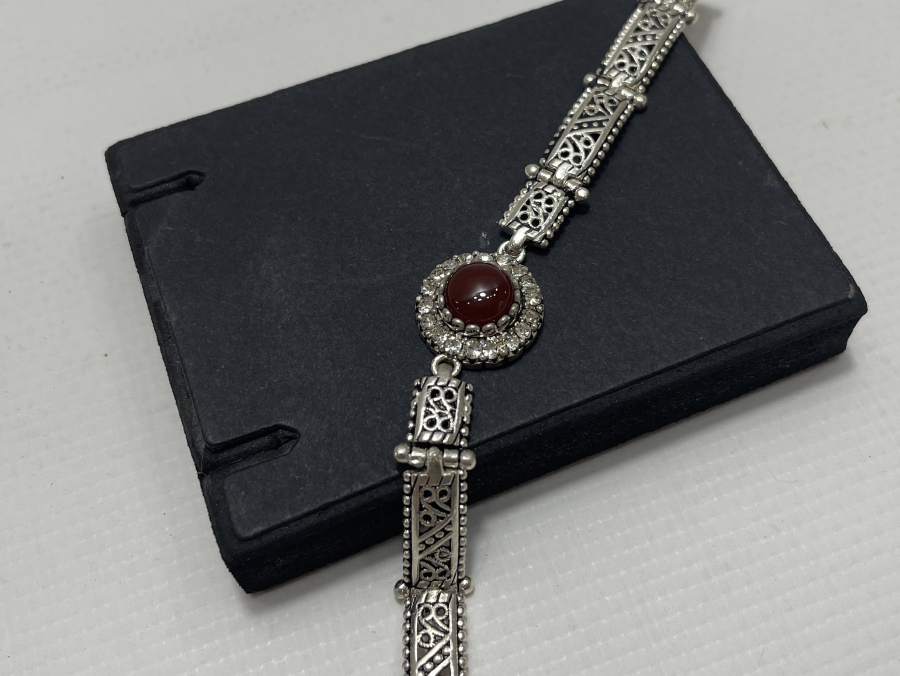 TELKARİ İŞÇİLİKLİ GÜMÜŞ BİLEKLİK