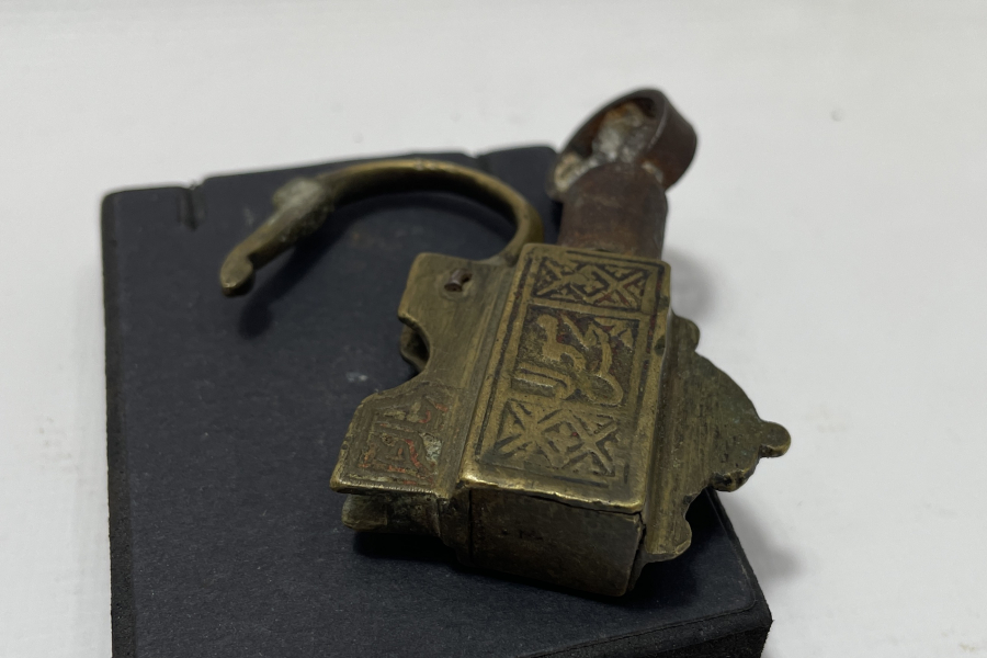 ÜZERİ OSMANLICA YAZILI ÇOK NADİR KİLİT