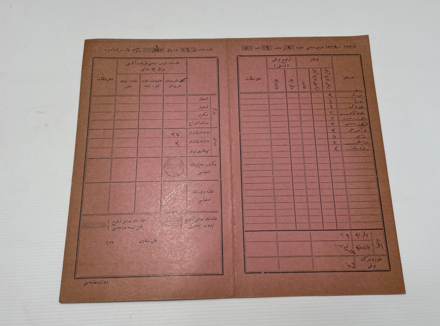 1927 YILINA AİT OSMANLICA OKUL KARNESİ