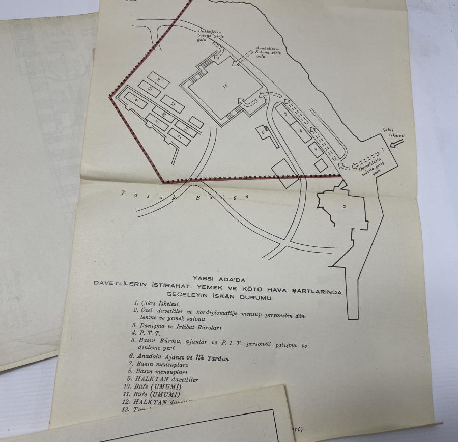 ADNAN MENDERES İÇİN HAZIRLANMIŞ NADİR YASSI ADA BROŞÜRÜ