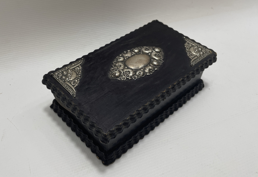 OSMANLI DÖNEMİ GÜMÜŞ APLİKLİ KUTU
