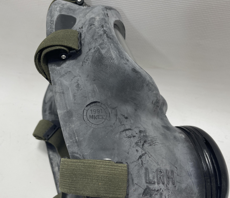 ANTİKA GAZ MASKESİ