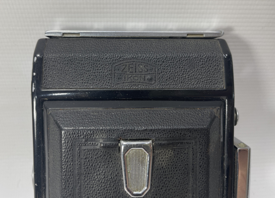 ANTİKA KÖRÜKLÜ FOTOĞRAF MAKİNASI