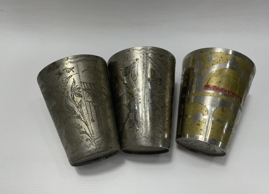 TAMAMI EL İŞİ 3 ADET ANTİKA HİCAZ İŞİ BARDAK