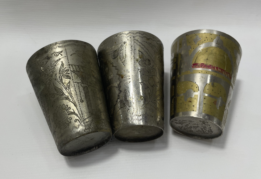 TAMAMI EL İŞİ 3 ADET ANTİKA HİCAZ İŞİ BARDAK