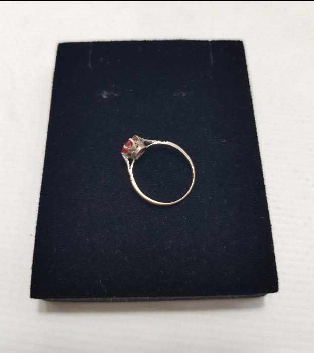 AKİK TAŞLI ANTİKA ALTIN YÜZÜK 