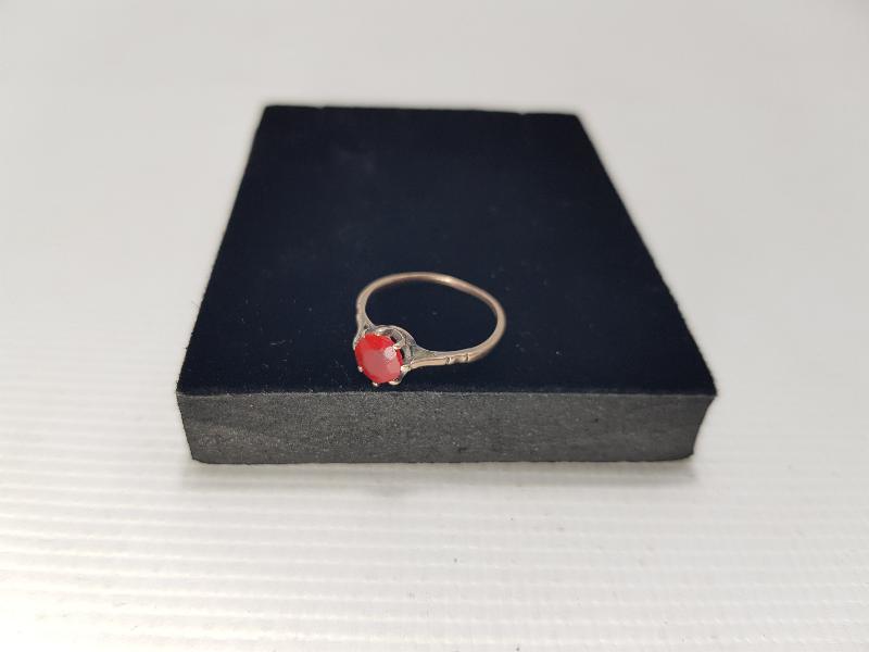 AKİK TAŞLI ANTİKA ALTIN YÜZÜK 