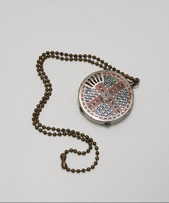 FARKLI FORMDA ANTİKA ÇAKMAK 