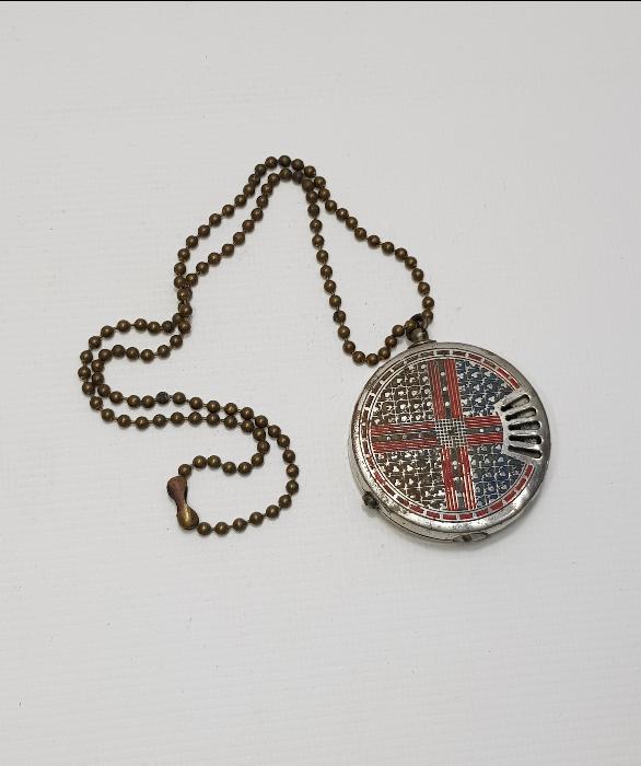 FARKLI FORMDA ANTİKA ÇAKMAK 