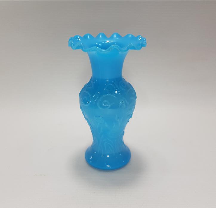 OSMANLI DÖNEMİ MAVİ RENKLİ KOPARMA OPAL VAZO 