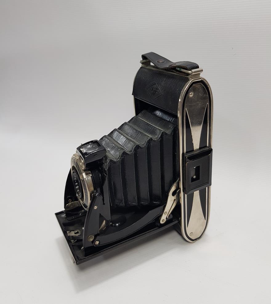 AGFA MARKA ANTİKA KÖRÜKLÜ FOTOĞRAF MAKİNESİ