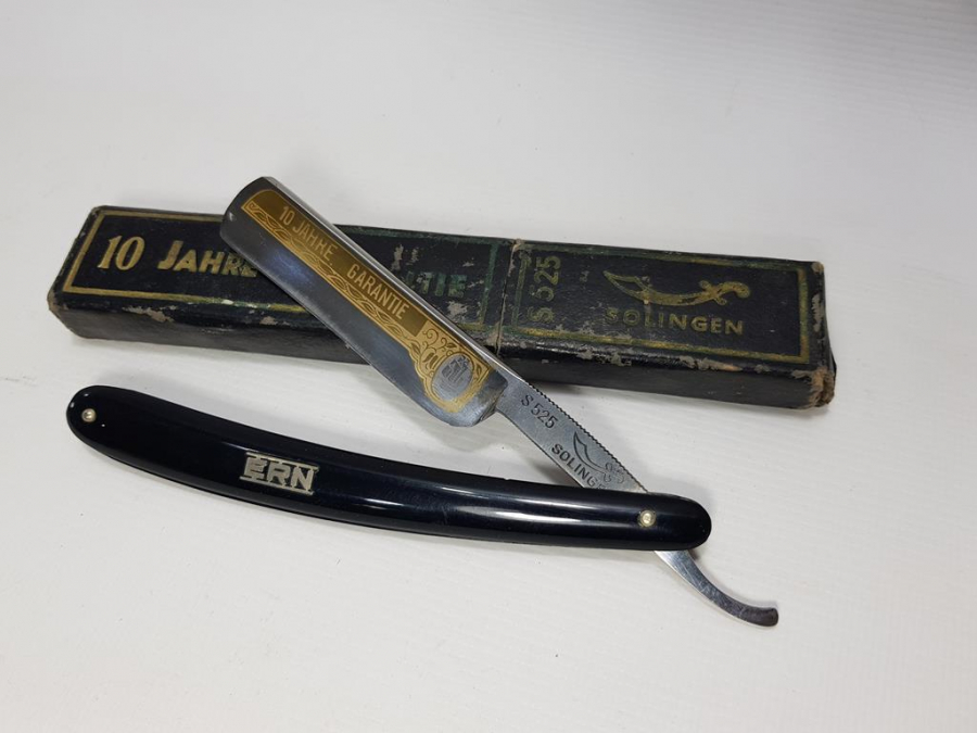 KUTUSUNDA ÇİL KONDÜSYONDA ALTIN ÇAKMA SOLİNGEN USTURA