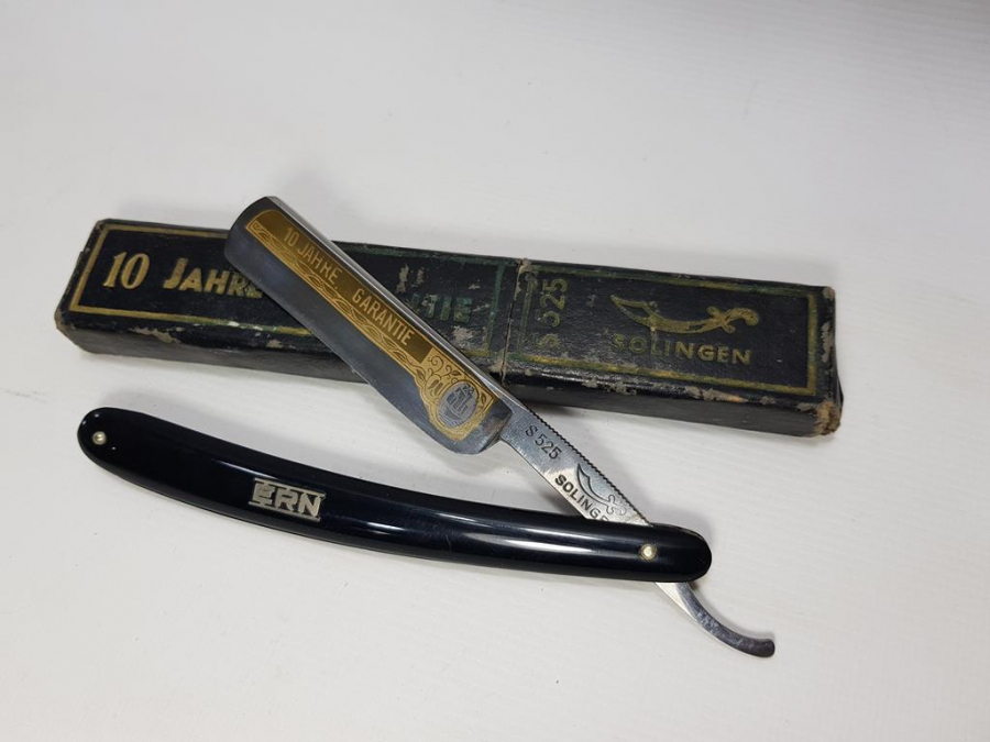 KUTUSUNDA ÇİL KONDÜSYONDA ALTIN ÇAKMA SOLİNGEN USTURA