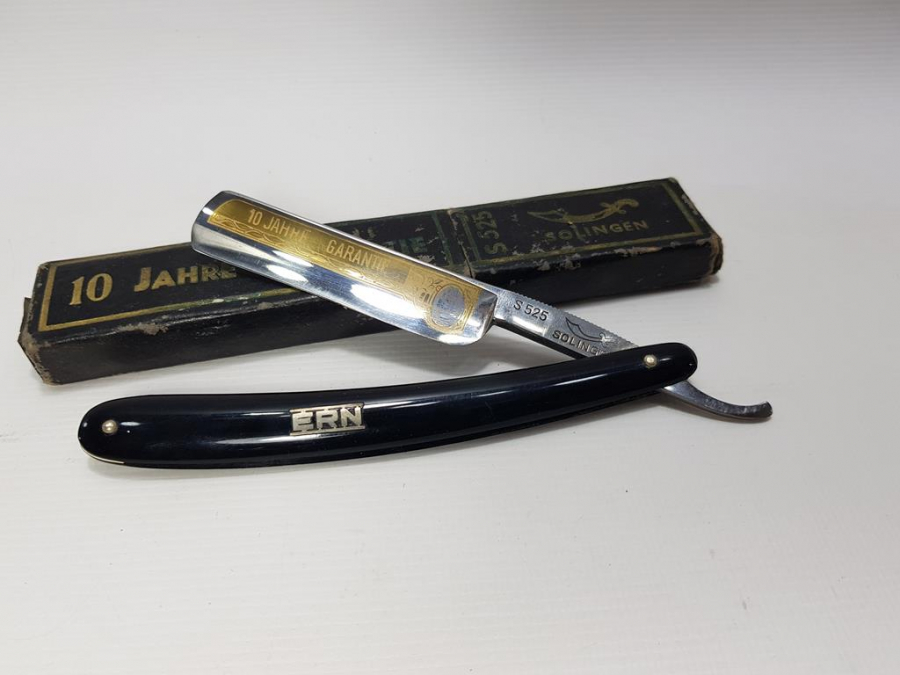 KUTUSUNDA ÇİL KONDÜSYONDA ALTIN ÇAKMA SOLİNGEN USTURA