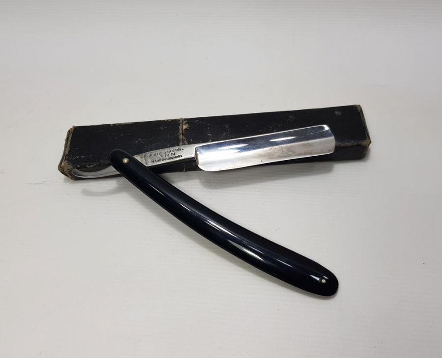 KUTUSUNDA ÇİL KONDÜSYONDA ALTIN ÇAKMA SOLİNGEN USTURA