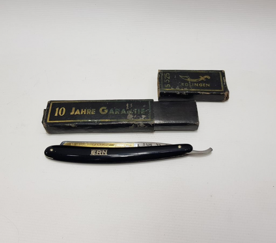 KUTUSUNDA ÇİL KONDÜSYONDA ALTIN ÇAKMA SOLİNGEN USTURA