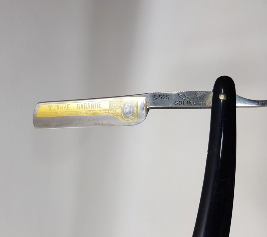 KUTUSUNDA ÇİL KONDÜSYONDA ALTIN ÇAKMA SOLİNGEN USTURA