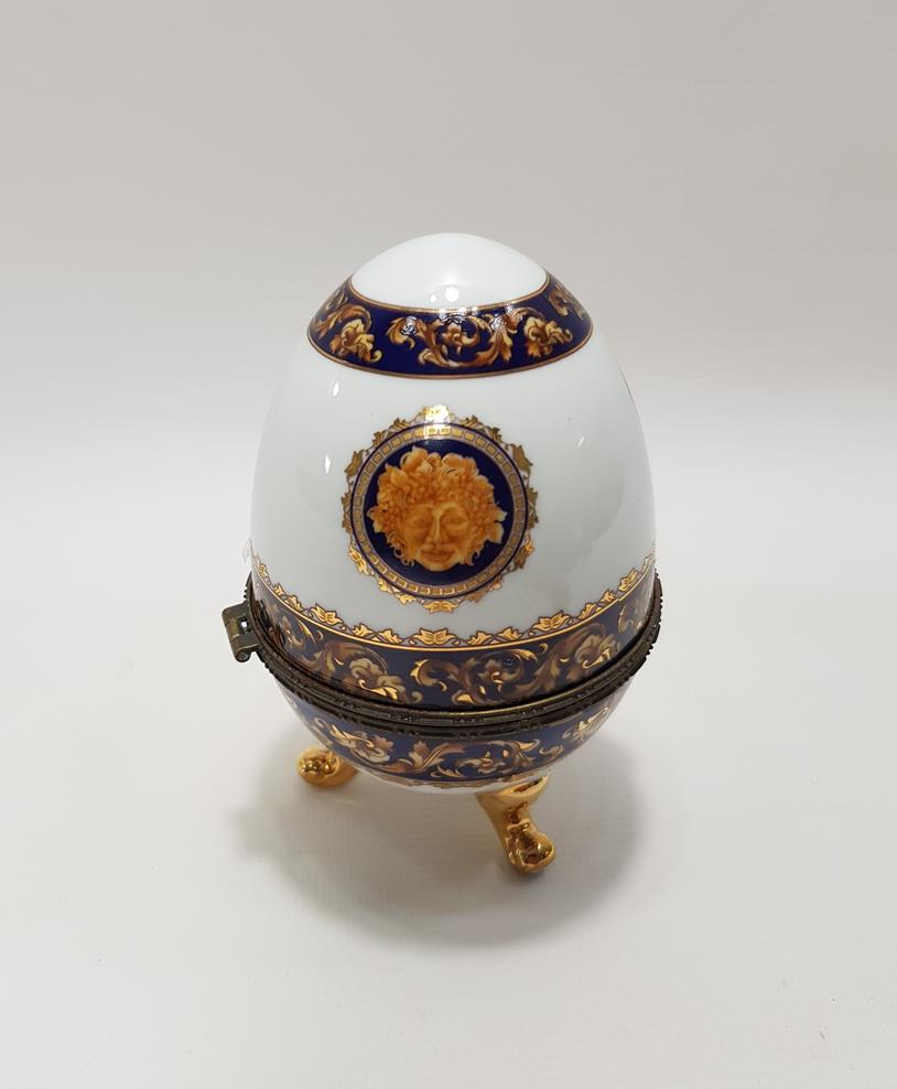 YUMURTA FORMLU PORSELEN MÜCEVHER KUTUSU