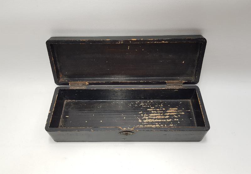 19. YÜZYIL SEDEF İŞÇİLİKLİ AHŞAP KUTU 