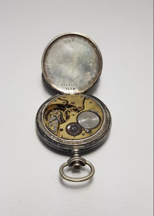 ATATÜRK'ÜN ARKADAŞI ŞEYH AHMET EŞ-ŞERİF SENUSİ'YE AİT ZENİTH GÜMÜŞ CEP SAATİ 